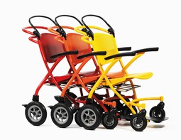 Axi2Go  - eksempel fra produktgruppen manuelle hjælpermanøvrerede transitkørestole uden sædetilt
