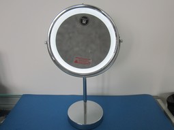 Spejl på fod 5x  - eksempel fra produktgruppen make-up spejle og barberspejle