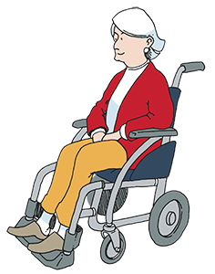 Kvinde i transportkørestol med små hjul bagpå