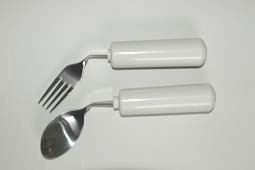 Queens spoon, angled for right hand