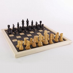 Tactil chess set wooden Tactil chess set wooden