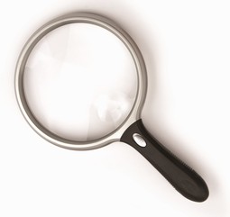 Magnifier with light and easy-grip handle