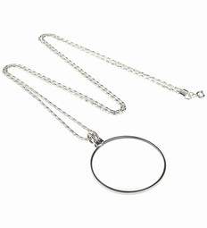 Necklace magnifying glass