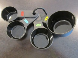Measuring cups