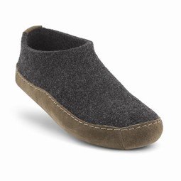 New feet woollen slippers