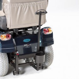 Stokkeholder til Karma el-scooter - eksempel fra produktgruppen stokkeholdere monteret på kørestole Stokkeholder til Karma el-scooter - eksempel fra produktgruppen stokkeholdere monteret på kørestole