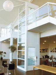 Elevator - Platformslift - Stepless - klik for at se billedet i fuld størrelse - åbner i nyt vindue Elevator - Platformslift - Stepless