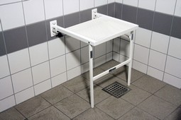 MIA badesæde/hvilesæde - eksempel fra produktgruppen fastmonterede brusesæder MIA badesæde/hvilesæde - eksempel fra produktgruppen fastmonterede brusesæder