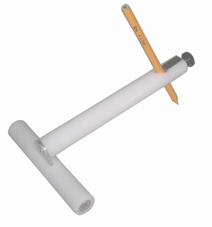 T formet pencilholder  - eksempel fra produktgruppen tilpasningsgreb til skriveredskaber