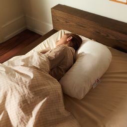 Fossflakes SideSleeper Hovedpude inkl. betræk - klik for at se billedet i fuld størrelse - åbner i nyt vindue Fossflakes SideSleeper Hovedpude inkl. betræk