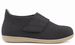 Flad damehjemmesko med velcrolukning - klik for at se billedet i fuld størrelse - åbner i nyt vindue Flad damehjemmesko med velcrolukning