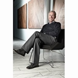 Dess. 932 Herrebenklæder med elastik i liv. rummelig buks med høj livh - klik for at se billedet i fuld størrelse - åbner i nyt vindue Dess. 932 Herrebenklæder med elastik i liv. rummelig buks med høj livh