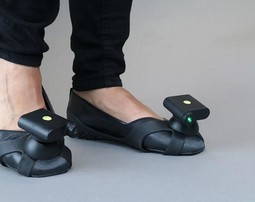 Path Finder - Visuel Stimuli - Lysstriber Viser Vej