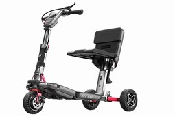Mobilscooter Atto Sport - eksempel fra produktgruppen elkørestole, manuel styring, klasse a (primært til indendørs brug) Mobilscooter Atto Sport - eksempel fra produktgruppen elkørestole, manuel styring, klasse a (primært til indendørs brug)