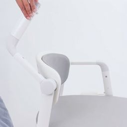 Multifunktionel toiletstol med toiletspand - klik for at se billedet i fuld størrelse - åbner i nyt vindue Multifunktionel toiletstol med toiletspand