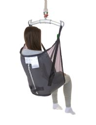 A. P. Botved - Universalsejl - Netpolyester - Afstivede benstøtter - klik for at se billedet i fuld størrelse - åbner i nyt vindue A. P. Botved - Universalsejl - Netpolyester - Afstivede benstøtter