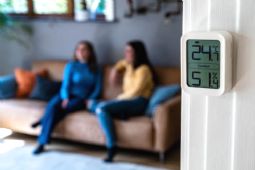 IKONN stuetermometer - klik for at se billedet i fuld størrelse - åbner i nyt vindue IKONN stuetermometer