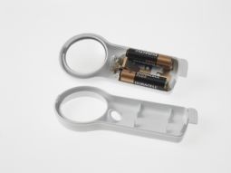 Illuminated pocket magnifier (tungsten) - click to see picture in full size - opens new window Illuminated pocket magnifier (tungsten)