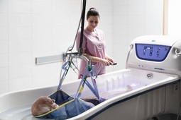 Rhapsody bathtub