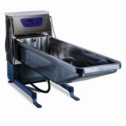 Primo Ferro bathtub