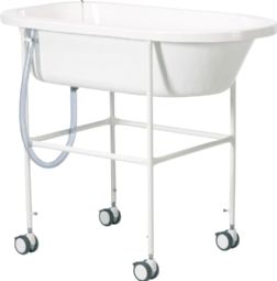 R82 Orca bathtub