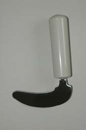 Queens knife, angled Queens knife, angled