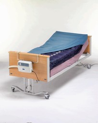 Arjo, Alpha Active 3, pressure relieving mattress overlay. Arjo, Alpha Active 3, pressure relieving mattress overlay.