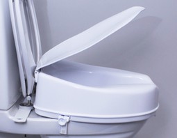 Savanah raised toilet seat - with lid
