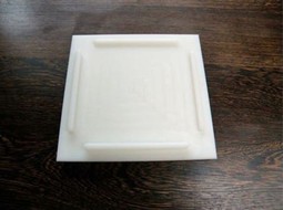 Buttering board with four edges Buttering board with four edges