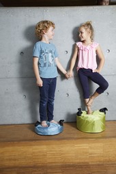 Protac GroundMe - a sensory stimulating cushion with balls