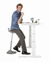 Muvman stand/sit chair