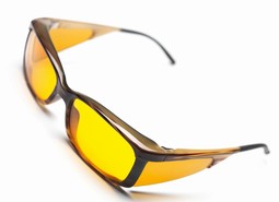 Cut-off filter eyewear