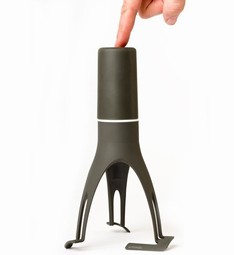 Stirr - electric, self-propelled whisk