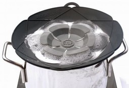 Kochblume - prevents pots from boiling over Kochblume - prevents pots from boiling over