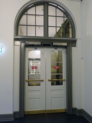 FD 20 Swing door drive unit - click to see picture in full size - opens new window FD 20 Swing door drive unit