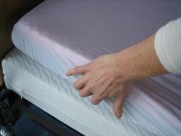 Soft-Cell Incontinence cover, full cover for SAFE Med Overlays Soft-Cell Incontinence cover, full cover for SAFE Med Overlays