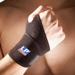 Håndledsbandage neopren med velcrolukning Håndledsbandage neopren med velcrolukning
