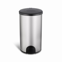 Foot controled waste bin Foot controled waste bin