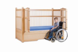 Hannah 98 Care cot Natural