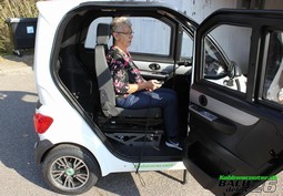 Elektrisk drejesæde inkl. fabriksmontering i BACH kabinescooter