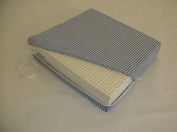 Latex cushions - example from the product group foam cushions for pressure-sore prevention, latex Latex cushions - example from the product group foam cushions for pressure-sore prevention, latex