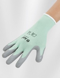 Juzo - example from the product group applying gloves Juzo - example from the product group applying gloves