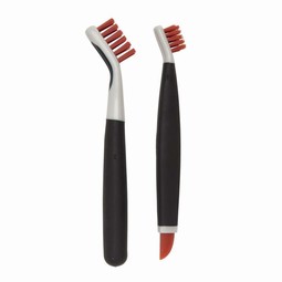 Good Grips set with 2 brushes Good Grips set with 2 brushes