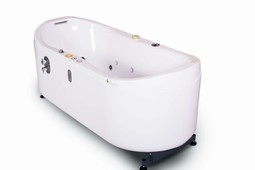 Lanira bathtub Lanira bathtub