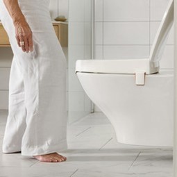 My-Loo toiletraises