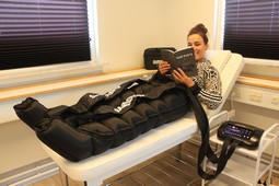 Dynamic aircompression boots