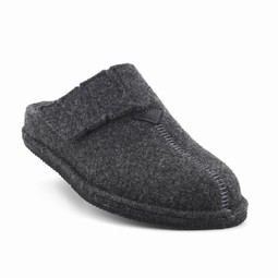 New feet slippers New feet slippers