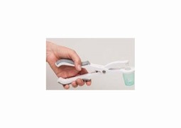 Pillout opener