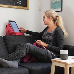 BookSeat book pillow