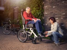 Diaz - Wheelchair bike